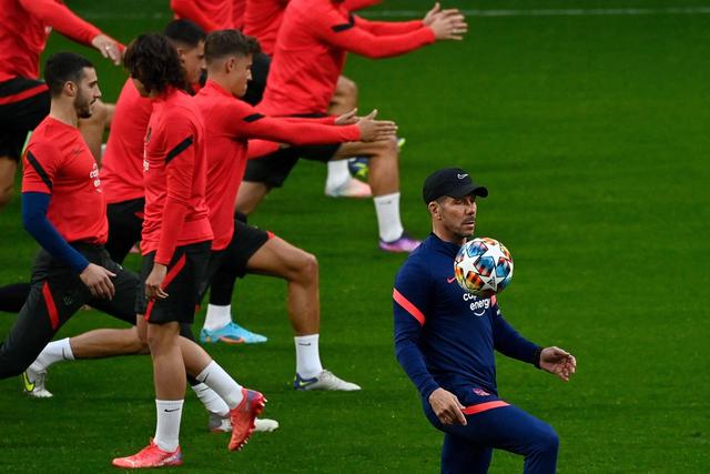 郭艾伦：没心思换号码 新赛季肯定要上场打球